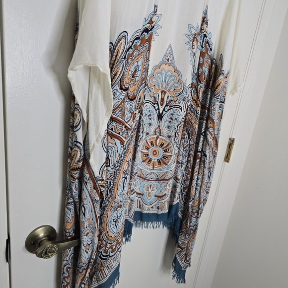 J. Jill Cream and Blue Paisley Accent Kimono - Picture 2 of 4
